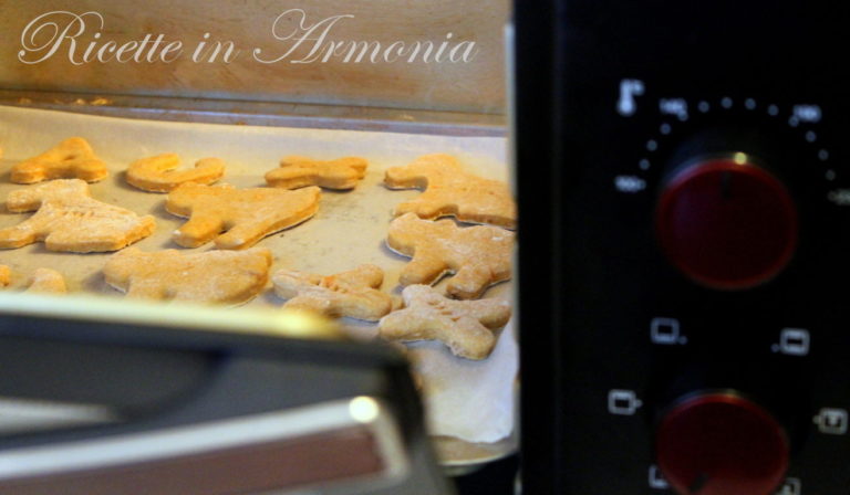 Biscotti per cani tonno e carote - Ricette in Armonia